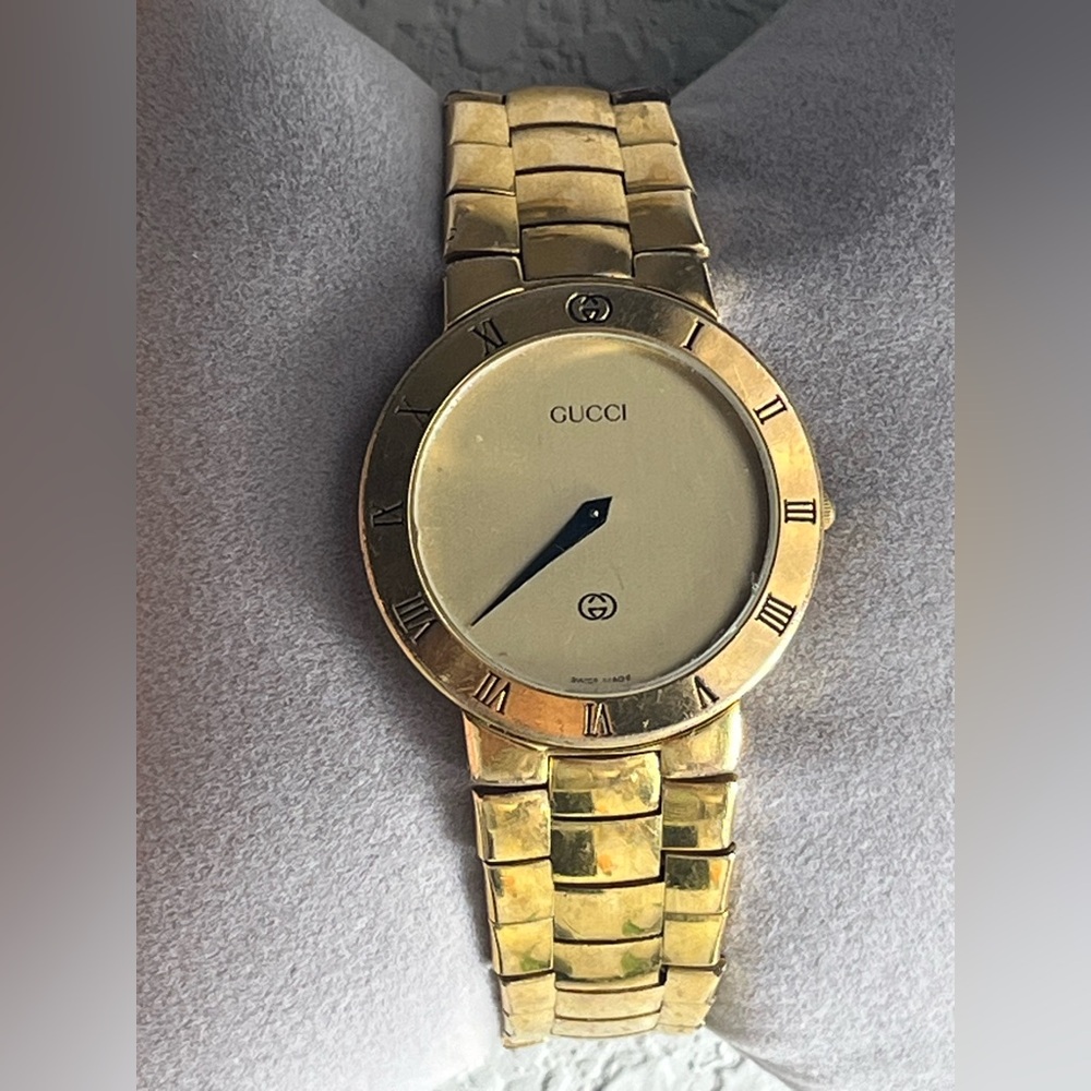 Classic GUCCI 3300 M 18K Gold Plated champagne dial; Men’s watch.